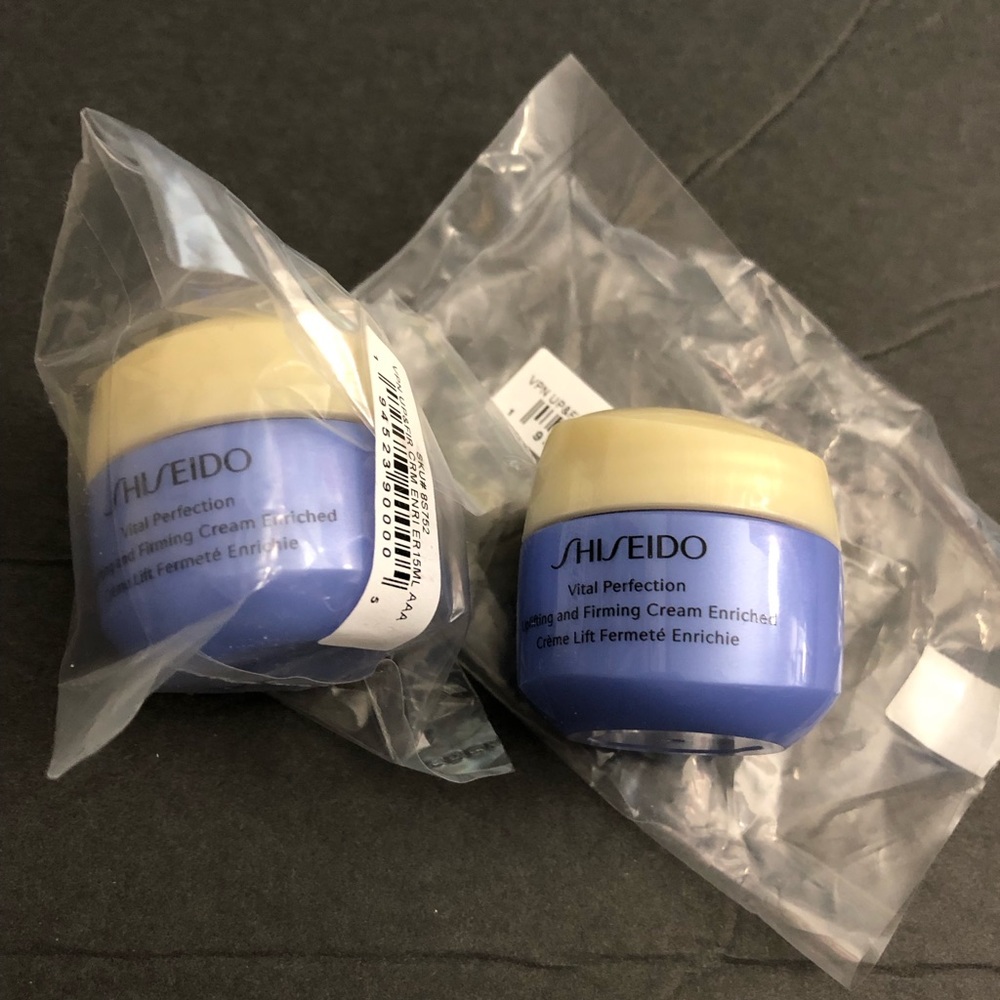 SHISEIDO Vital Perfection Uplifting Firming Cream Enriched travelsize 15ml